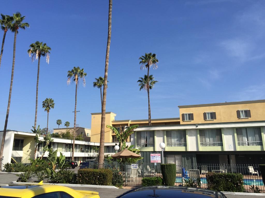 Vagabond Inn Los Angeles At Usc Exterior photo